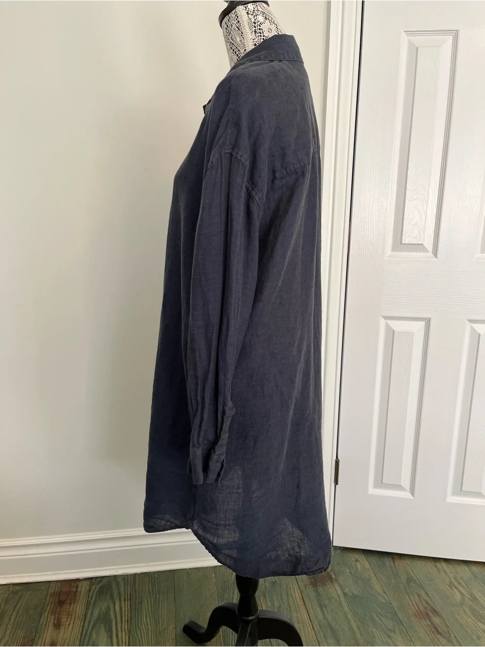 Roots 100% linen Navy Long-Sleeve Button-Front Shirt Dress - Picture 6 of 9